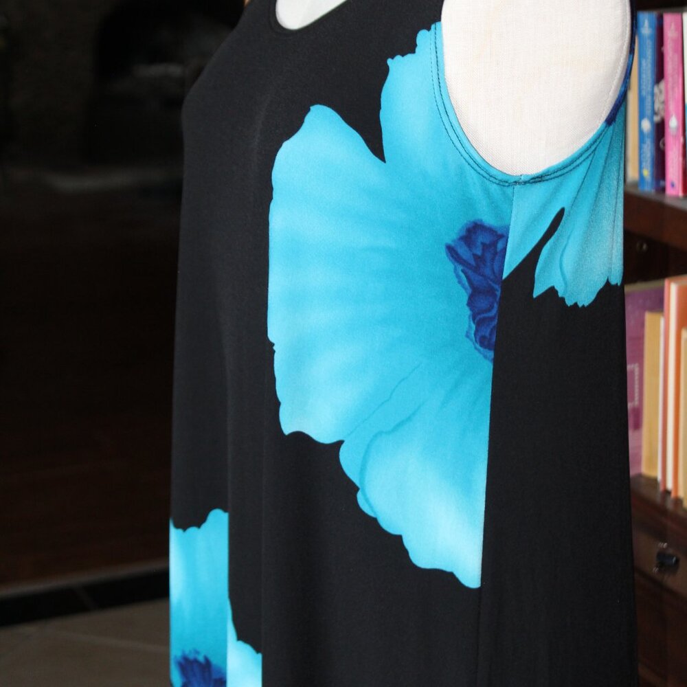 Women's Maxi Tank Dress Sleeveless Blue & Black Floral Print - Picture 4 of 6